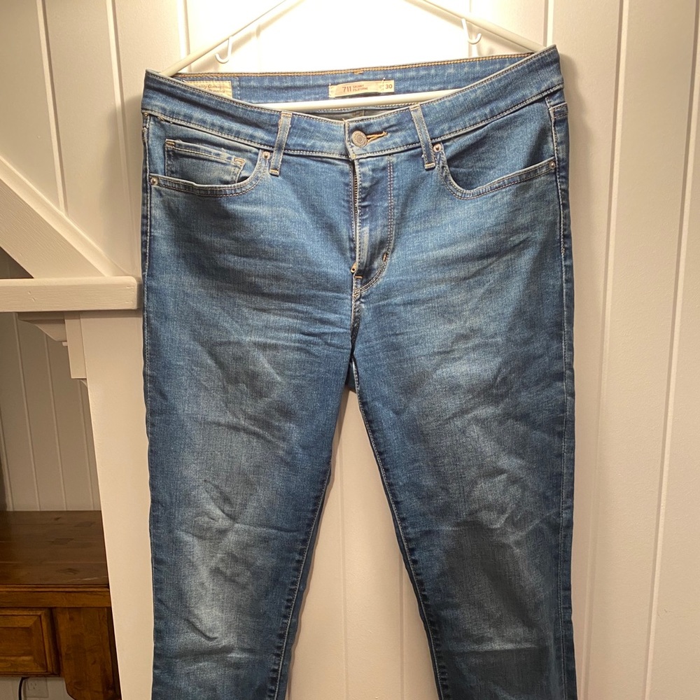 Levi’s 711 size 30